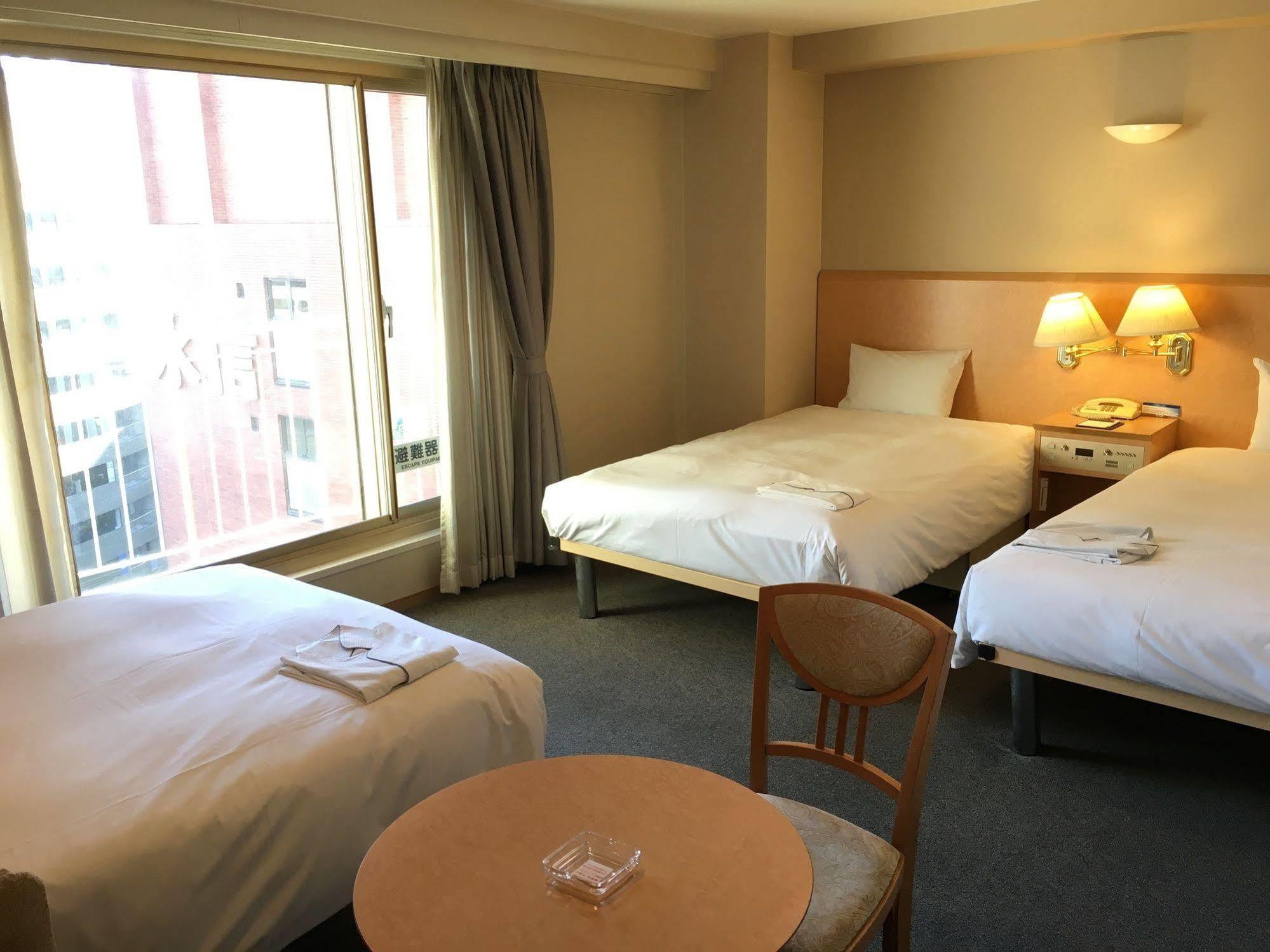 Hotel Yokohama Camelot Japan Kültér fotó