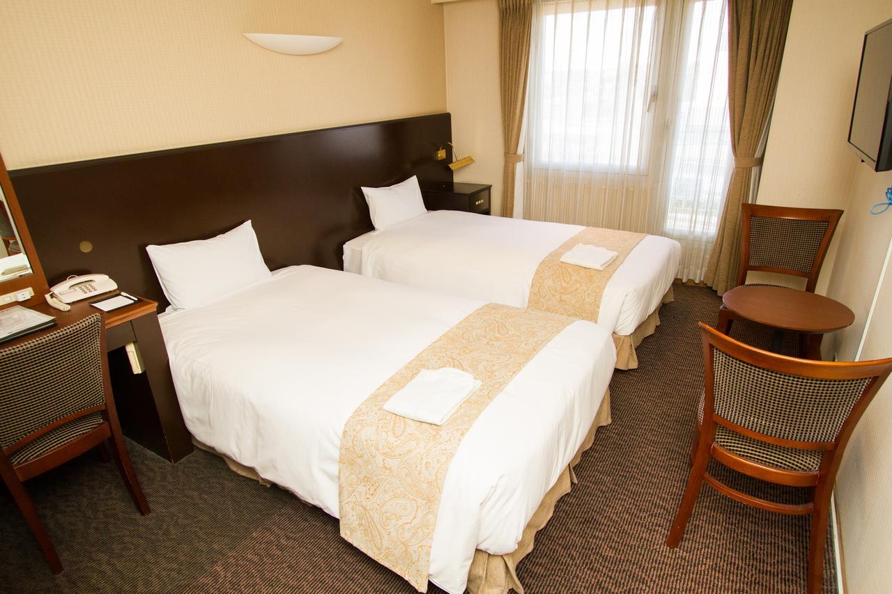 Hotel Yokohama Camelot Japan Kültér fotó
