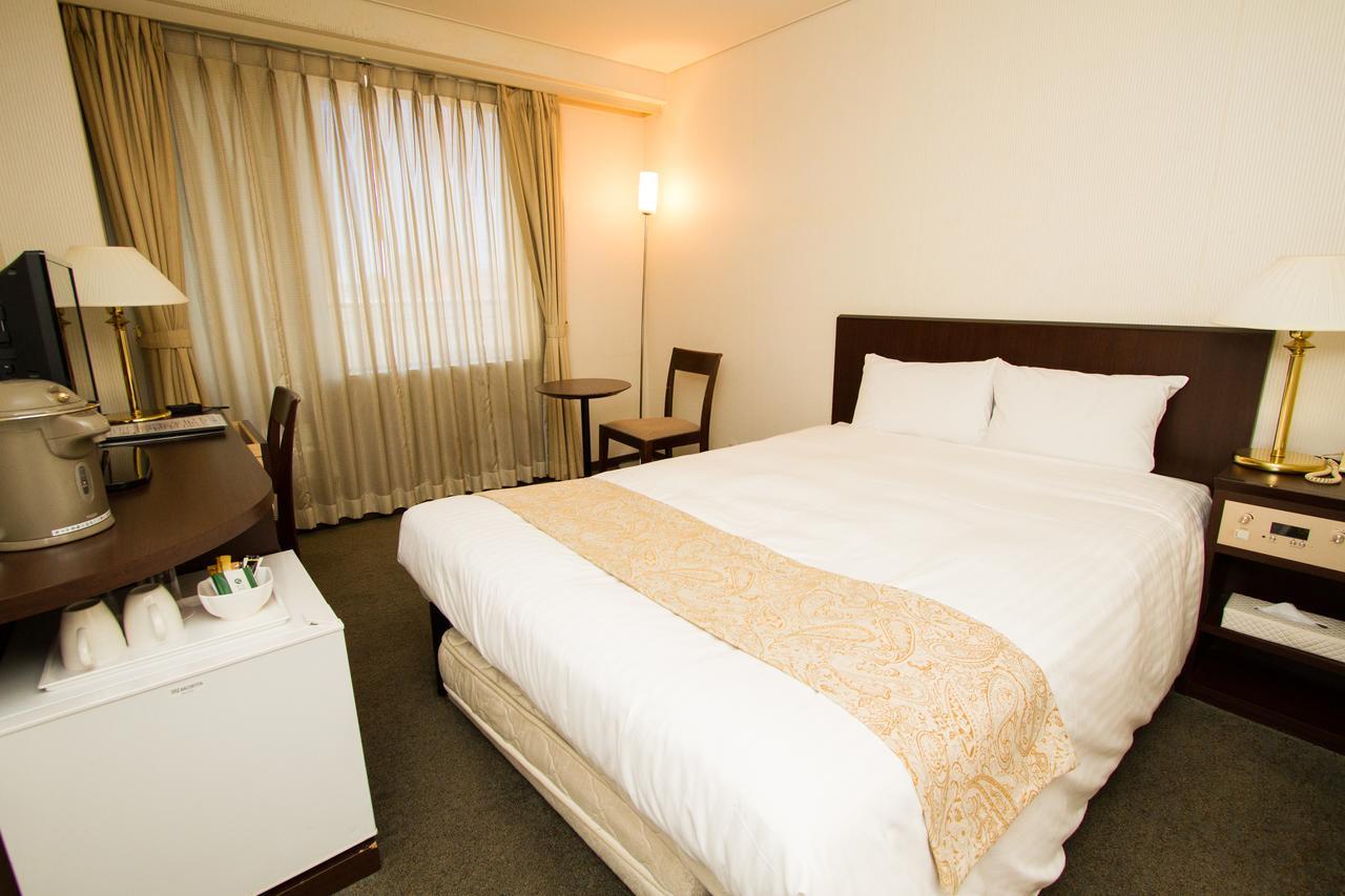 Hotel Yokohama Camelot Japan Kültér fotó